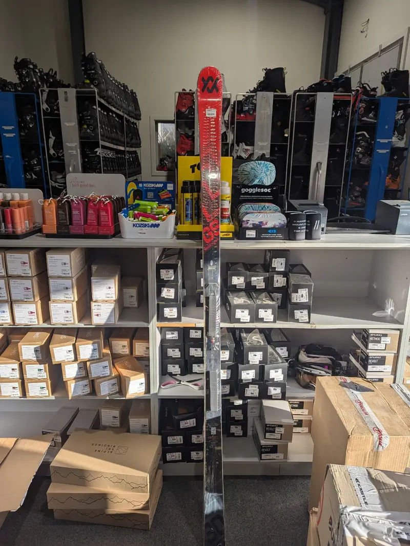 Volkl Racetiger Gs R Fis Skis With Comp 16 Bindings – 2025 Race Edition 1